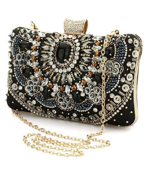 trendy clutch bags